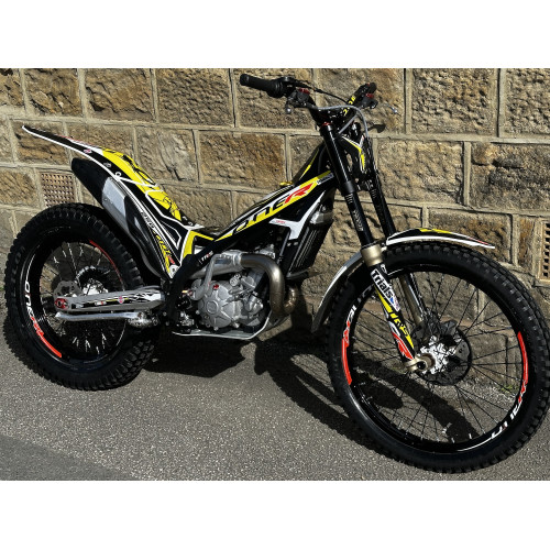 2025 TRS 250 ONE R